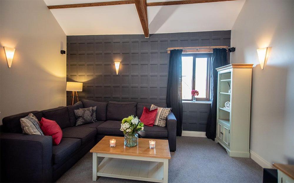 Tower Barn Cottage, Castle Carrock, Nr Carlisle - Housity