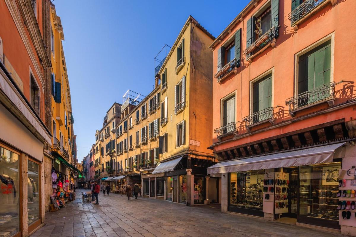 Rialto Bridge Luxury apartment - Housity
