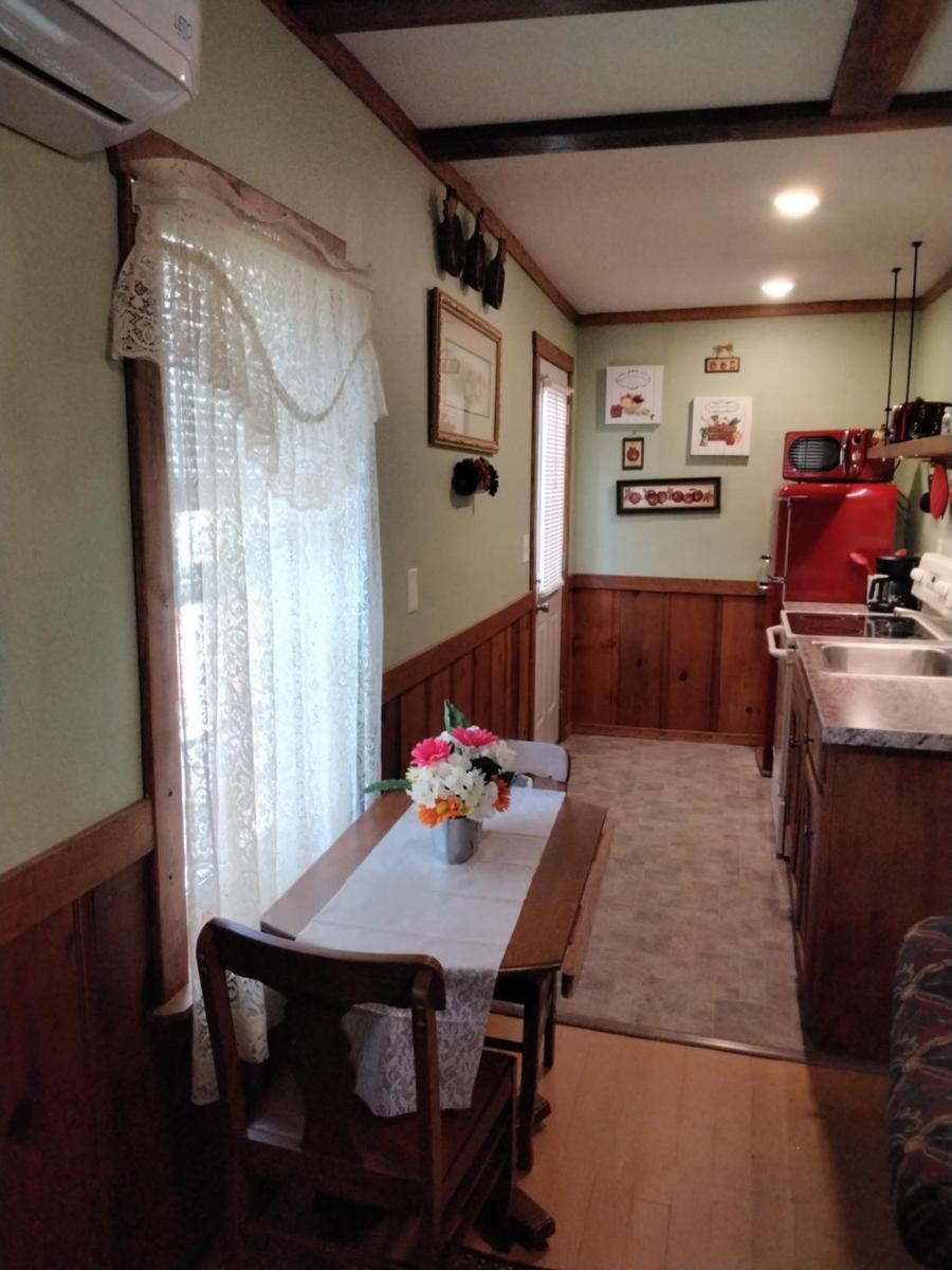 Comfy Gramas Cabin 3 - Housity