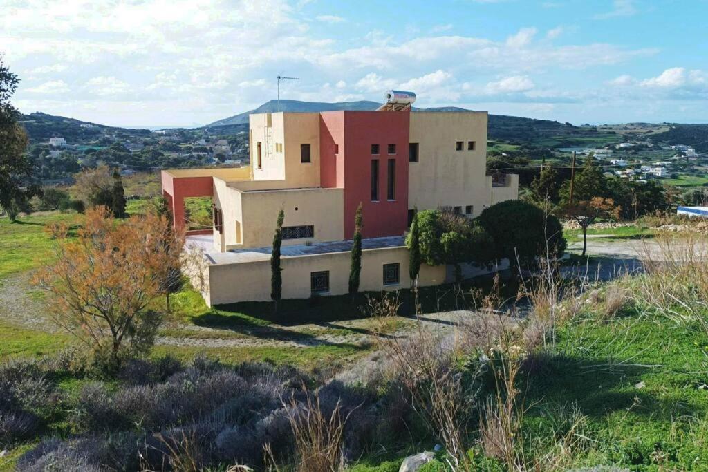 Βίλα για μεγάλες παρέες και οικογένειες - Housity