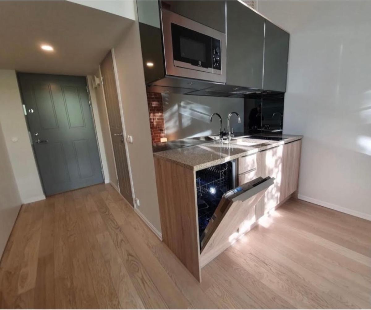 Suitetrails - Deluxe art apartment in heart of Tallinn