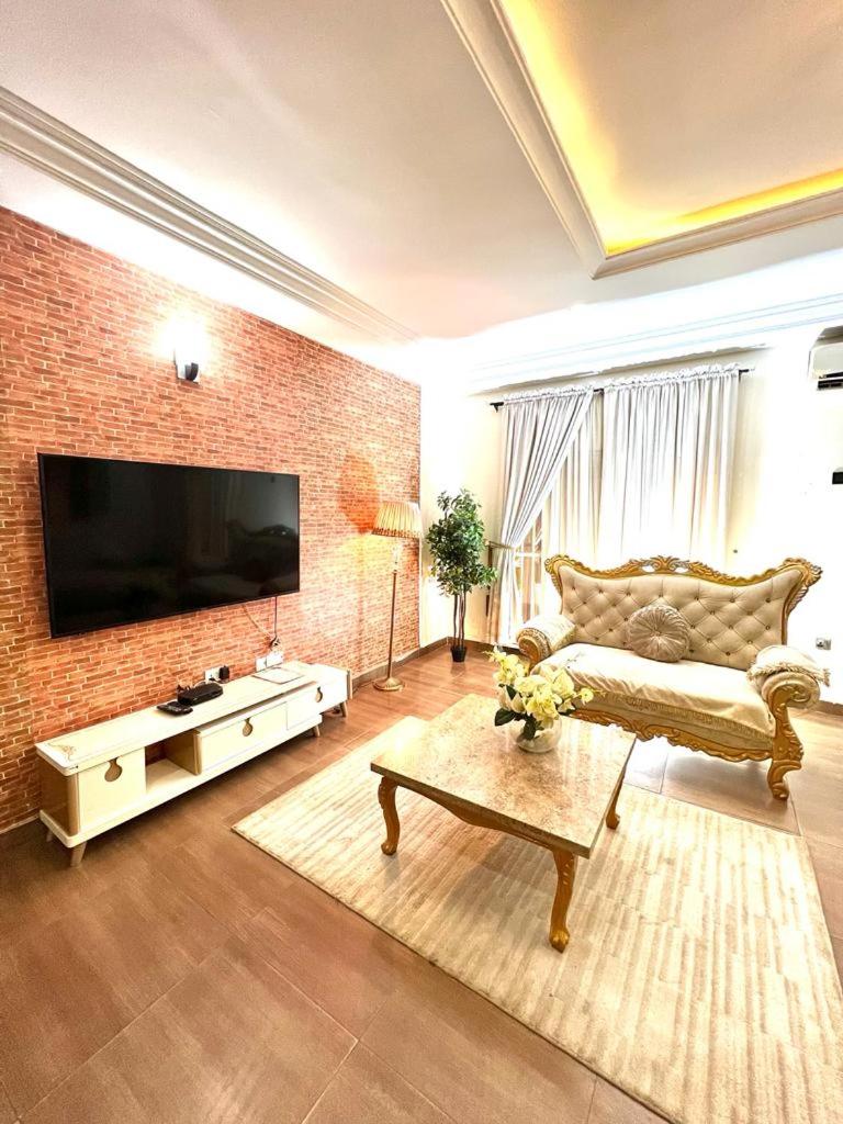 Suitetrails - Maryland Shortlet Apartments, Gudu