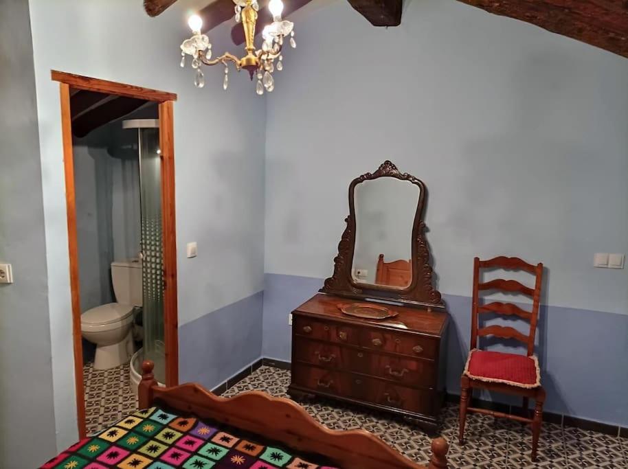 Acogedora casa de pueblo, con todas las comodidades - Housity