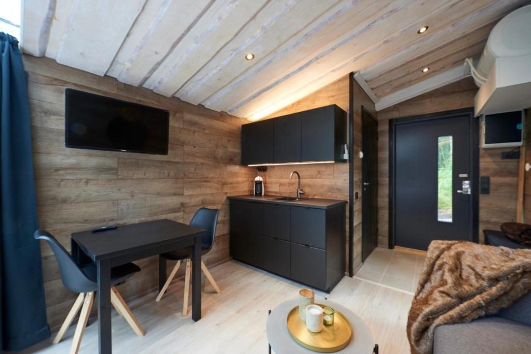Himosranta Suites - Hizvo