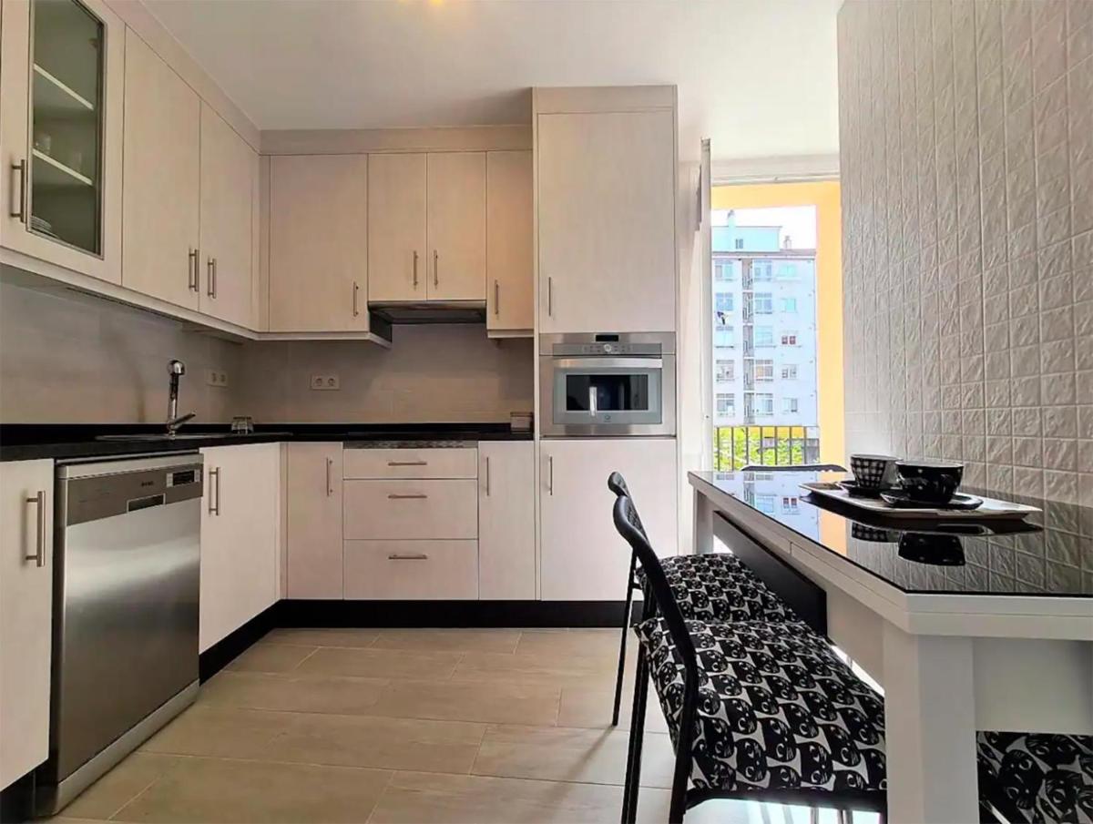 Piso Estacion Tren Bus Termas muy luminoso - Housity