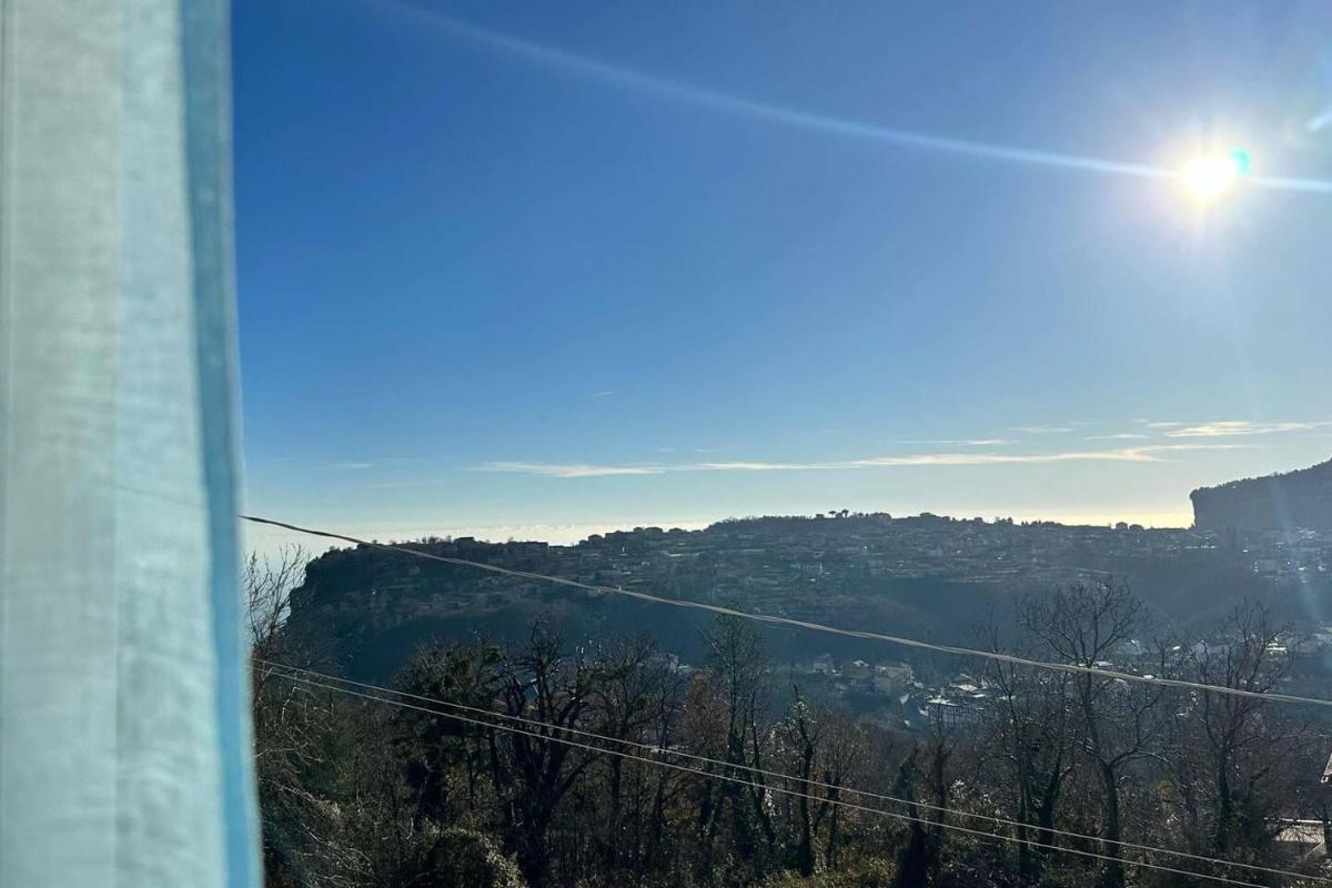 Apartment with panoramic terrace on Amalfi Coast - Housity