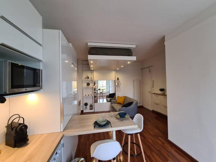 Studio à 2 pas de la gare - Housity
