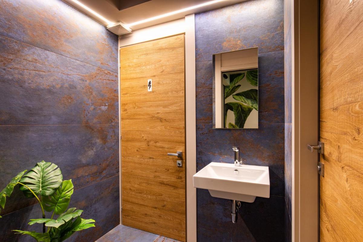 Hotel Palos - Housity