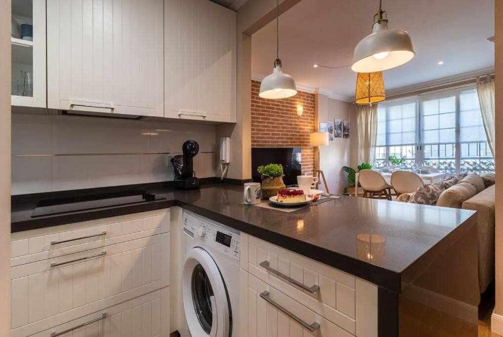 Apartamento 3 en Estadio del Sevilla 8 plazas y m - Housity