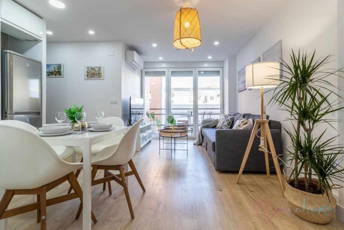 Suitetrails - Apartamento 2 en Estadio Sevilla 6 plazas y metro