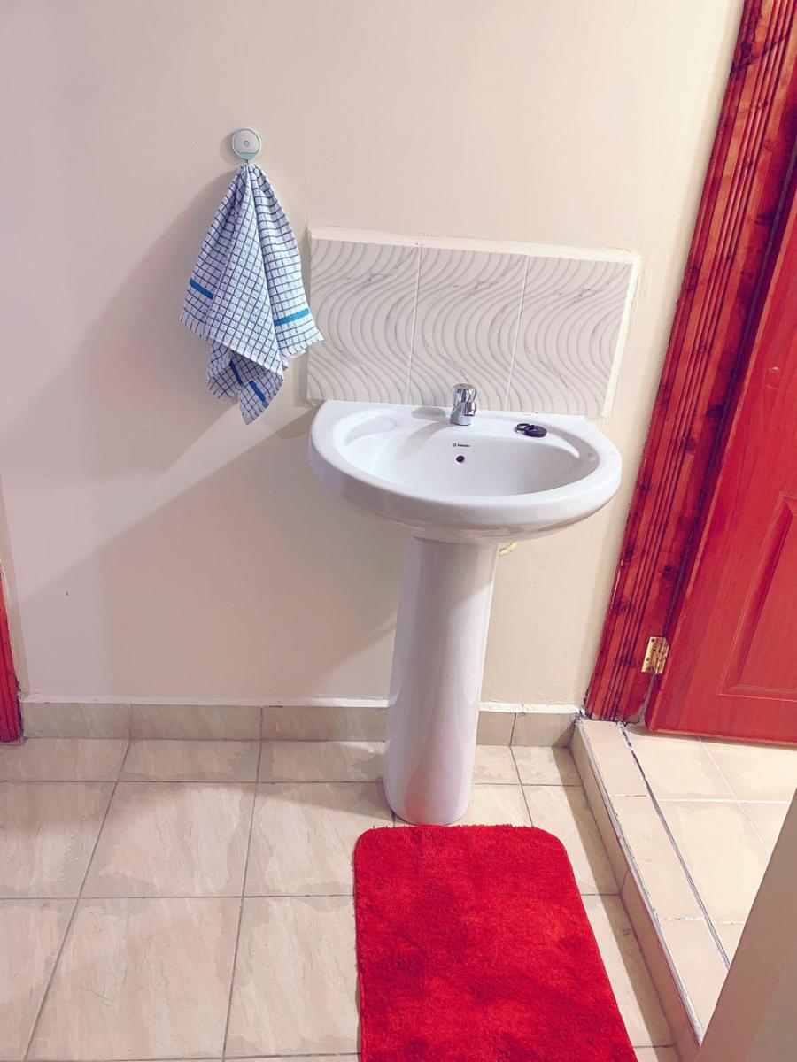 Lux Suites Polytech Court Apartments - Housity