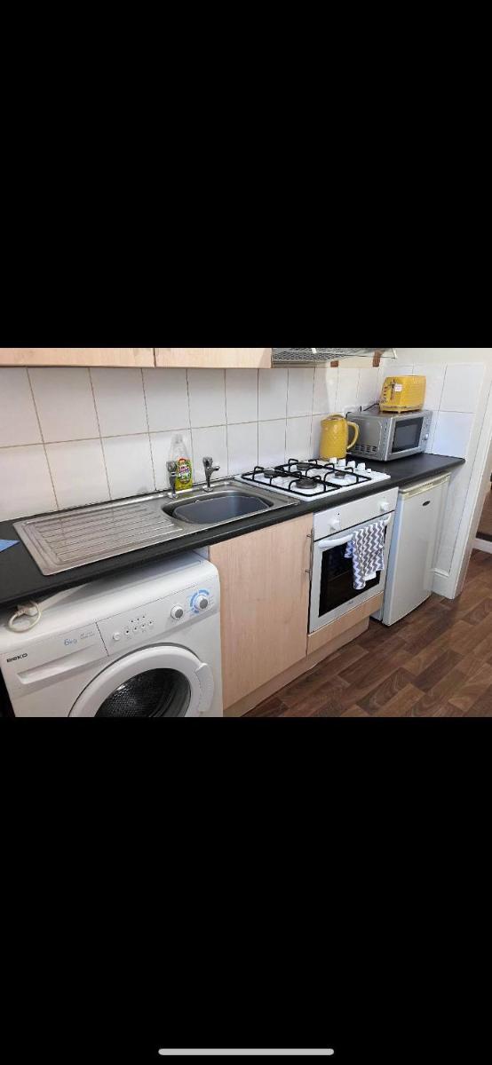 67,2 Colwick Road NG2 4AL - Housity