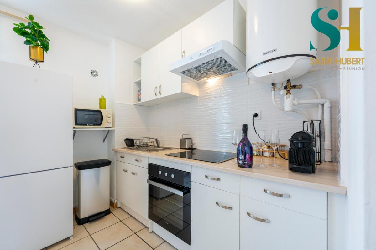 "Le Cosy", 2 chambres, Centre-ville de Saint-Denis - Housity