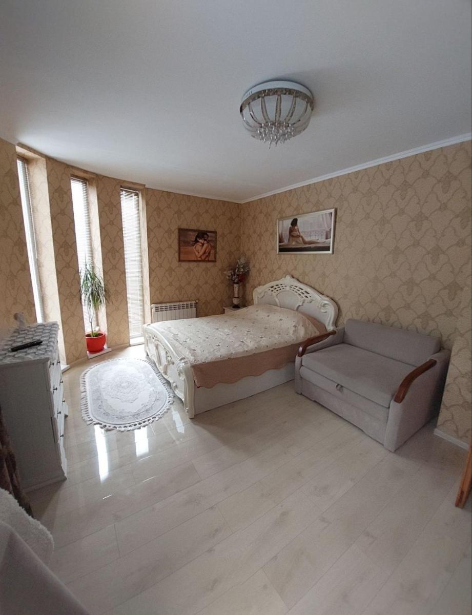 Апартамени 1 кімнатна Суховоля - Housity