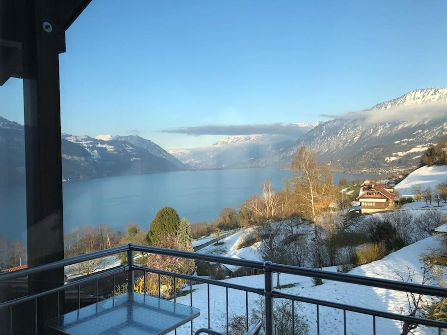 Lakeview Gem - Housity