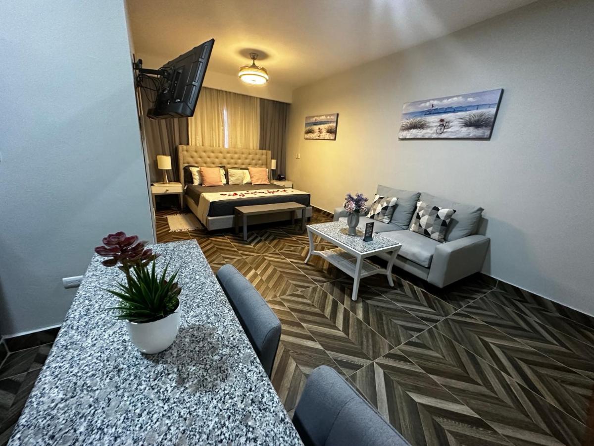 Suitetrails - Hotel Monarca