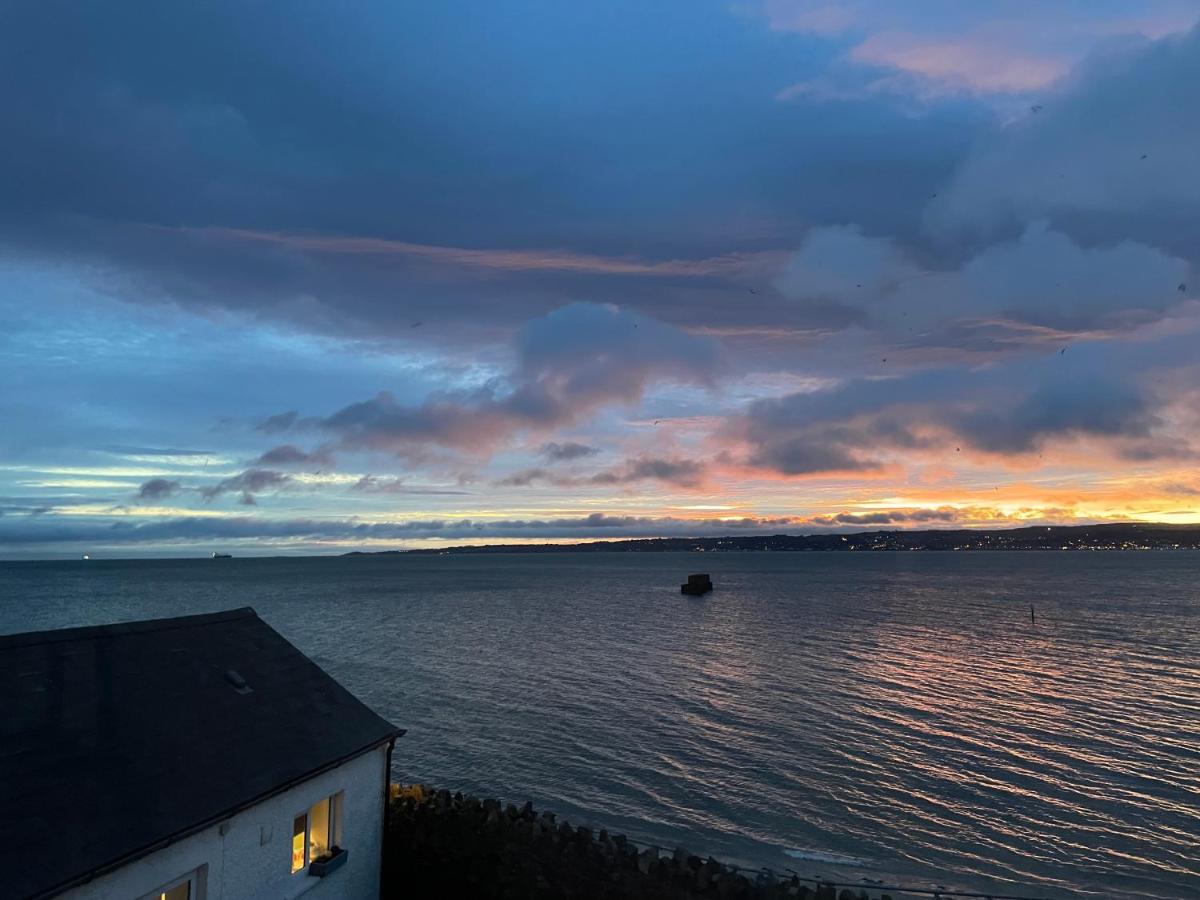 Coastguard Boat House on Belfast Lough - Housity