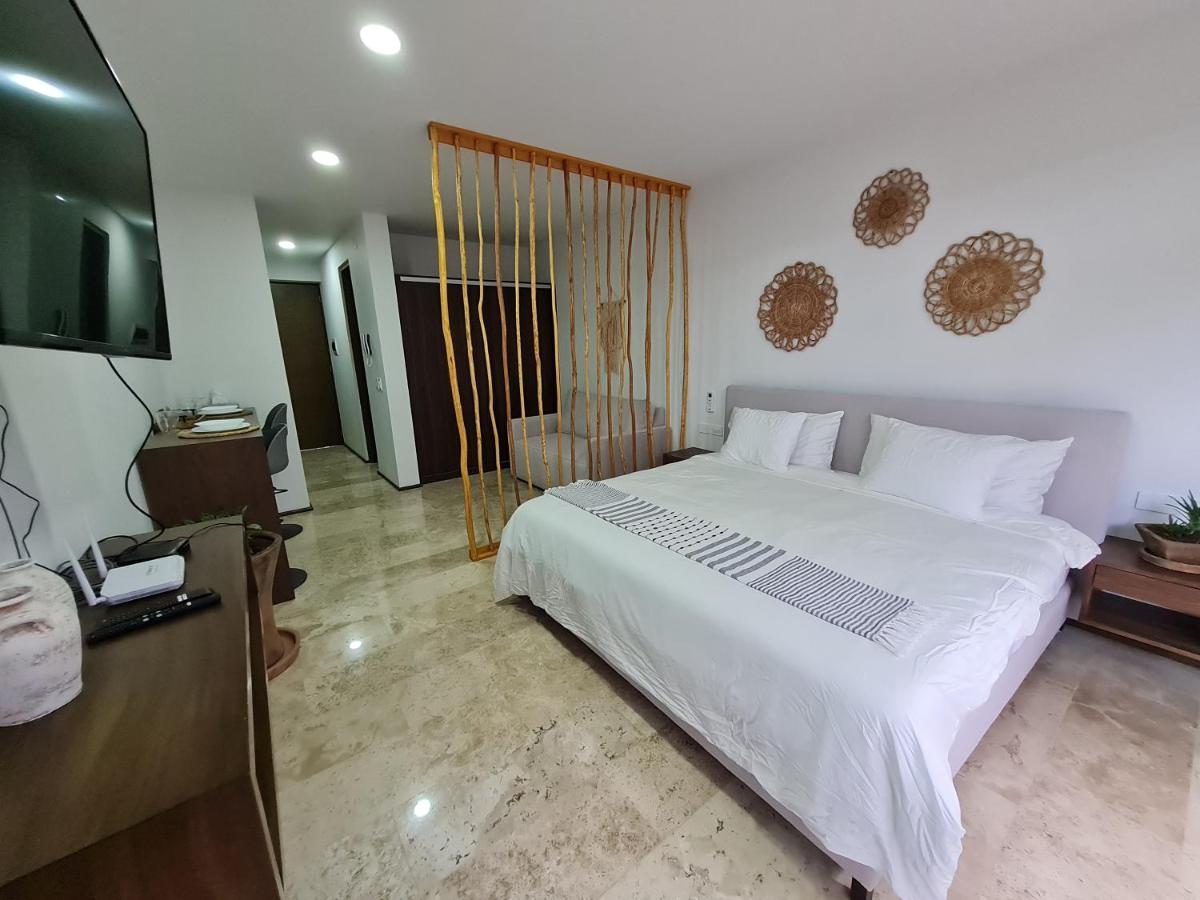 Modernos Estudios a pasos De La 5ta Av Pool view - By Yeah - Housity