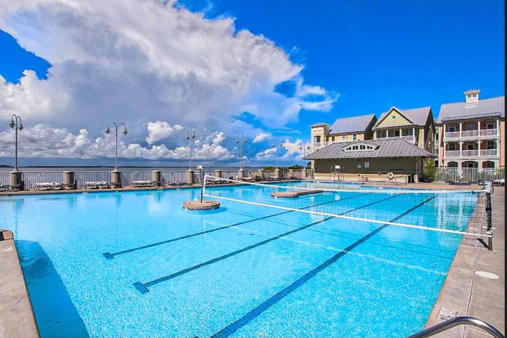 PARADISE AT SUNSET ISLAND - Housity