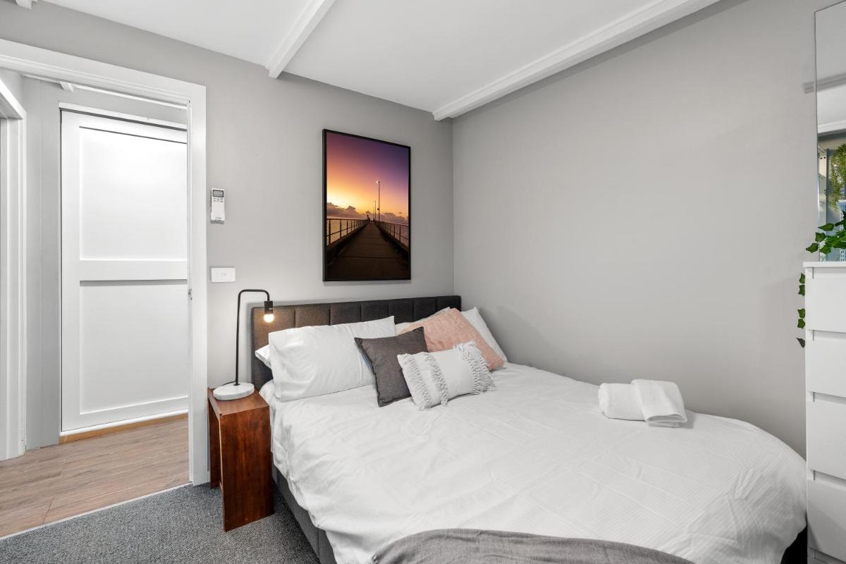 Quite, quaint & private guesthouse, sleeps 6 - Housity