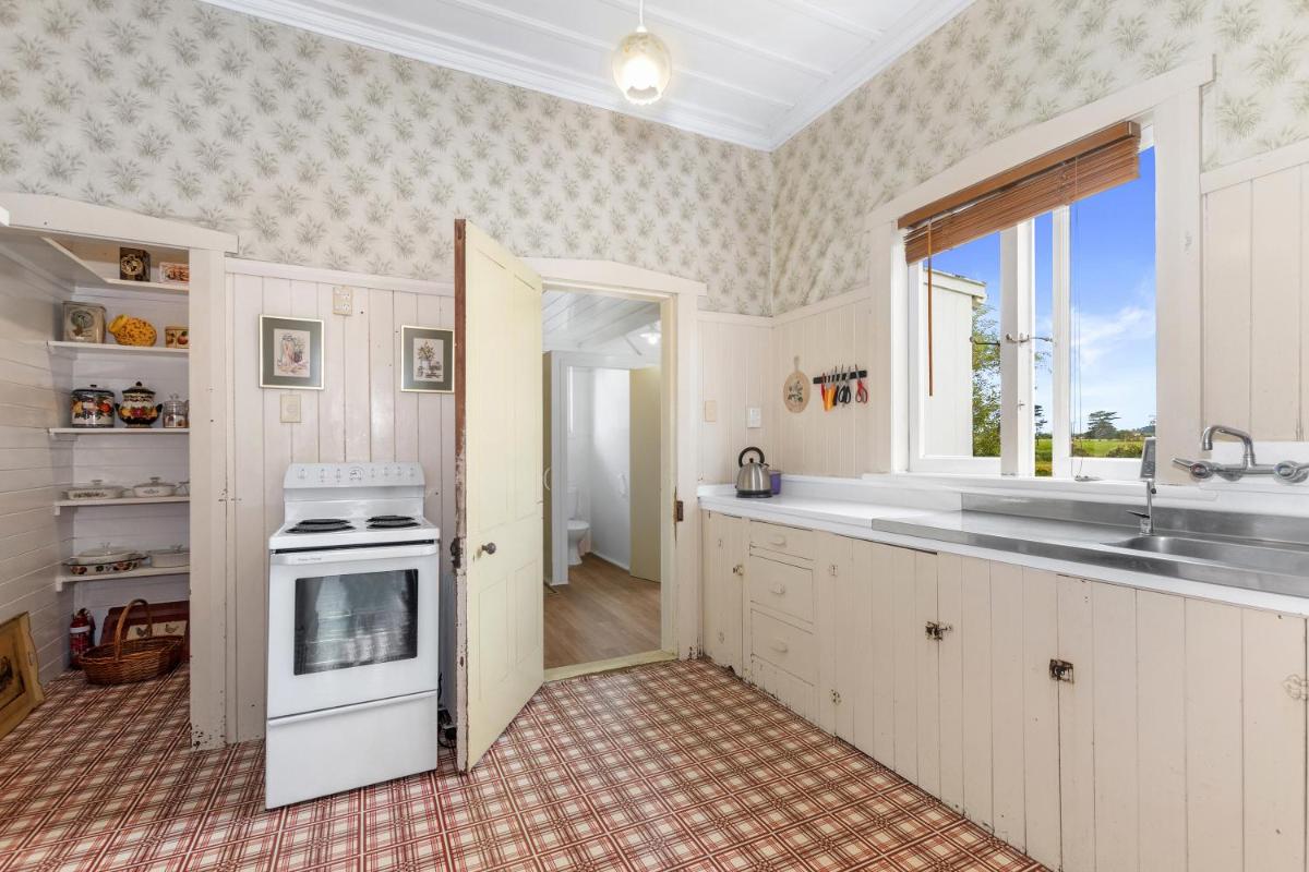 Early Settler Homestead - Waipu Holiday Home - Housity