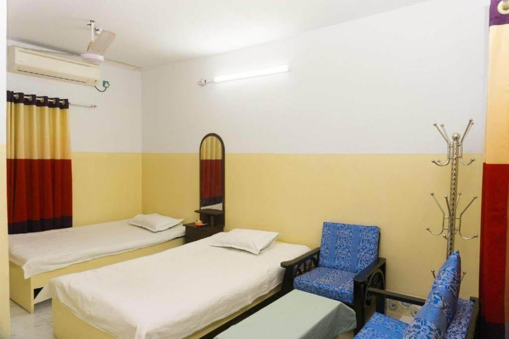 Hotel Al-Sarwar (Res.) - Housity