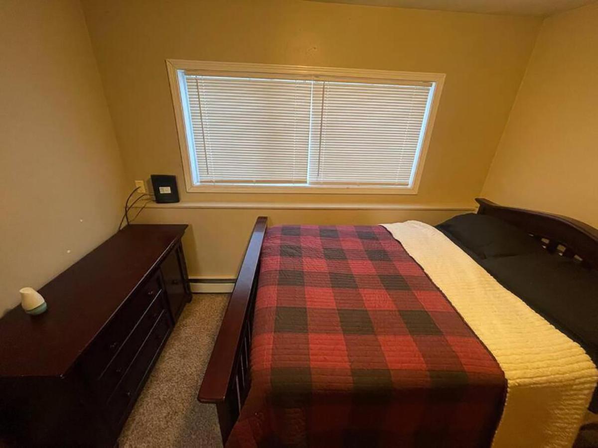 Centrally located 2BR Spacious High-speed Internet - Housity
