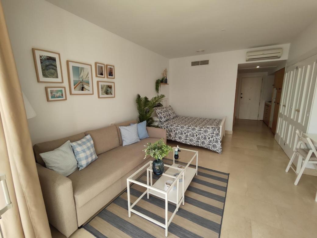 Estudio Puerto de Sotogrande - Housity
