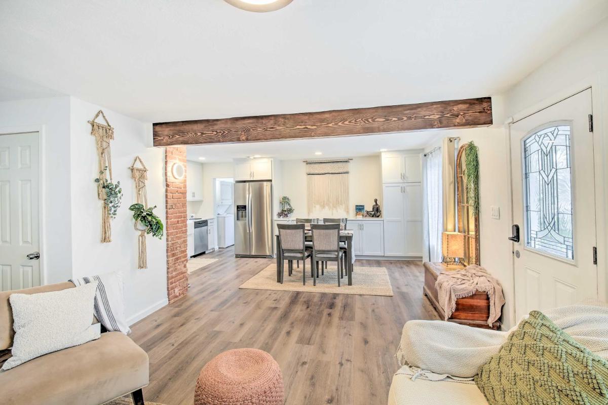 Downtown Home with Free Parking, Less Than 1 Mi to Beach! - Housity