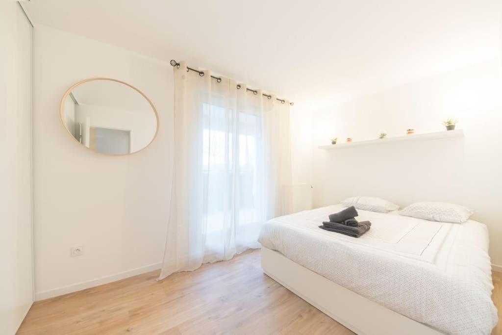 Suite Moderne Familiale 8 Pers - Disney 10m - 2 SDB - Housity