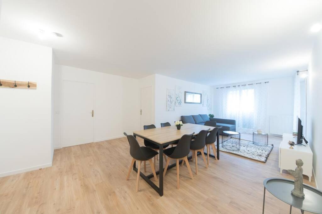 Suite Moderne Familiale 8 Pers - Disney 10m - 2 SDB - Housity