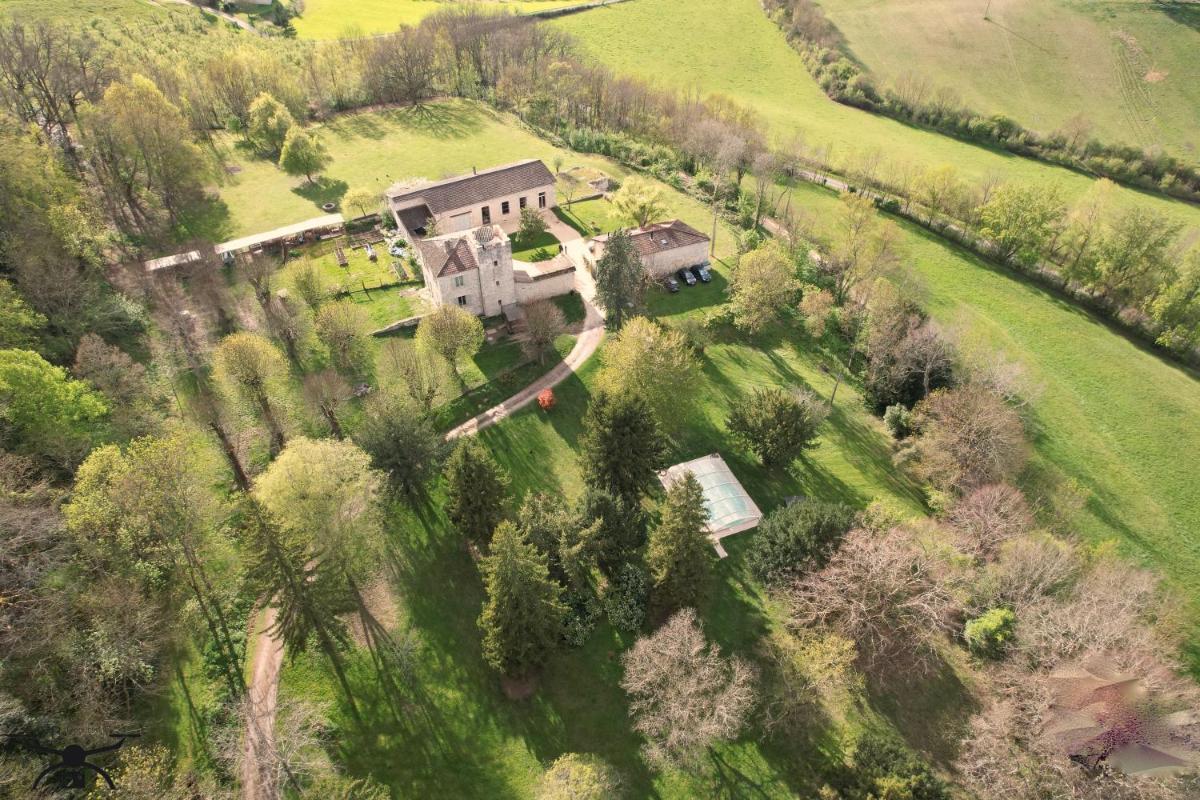 Le Manoir De Bonal - Housity