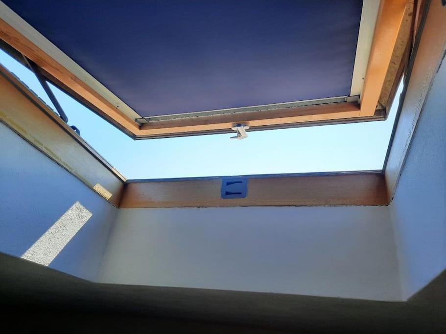 Attico cavo a pochi passi dal mare - Housity