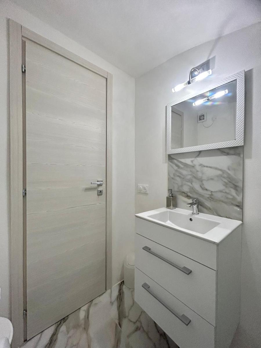 Cave House Apartment - Housity
