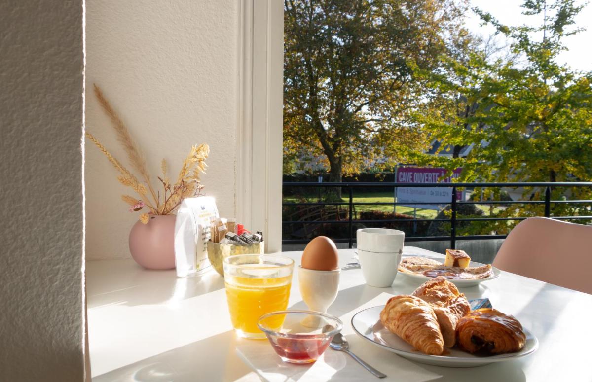 Suitetrails - Logis Golfe Hotel