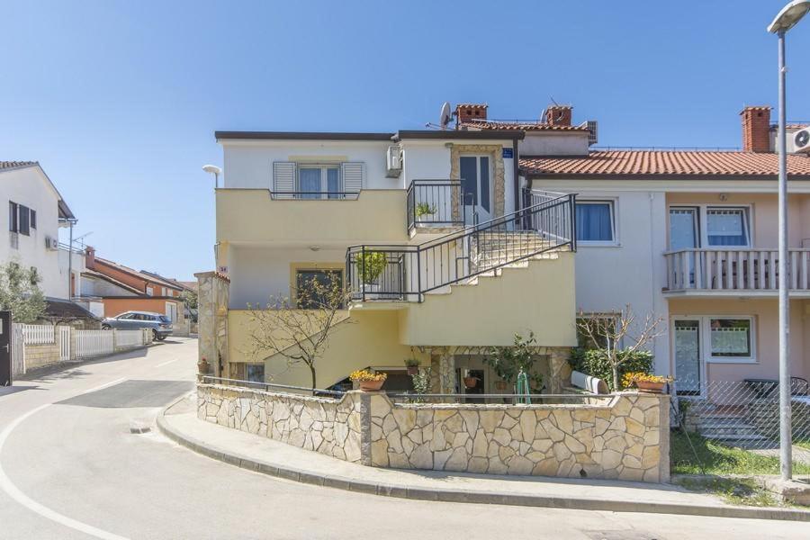 Apartment Bijelić - Housity