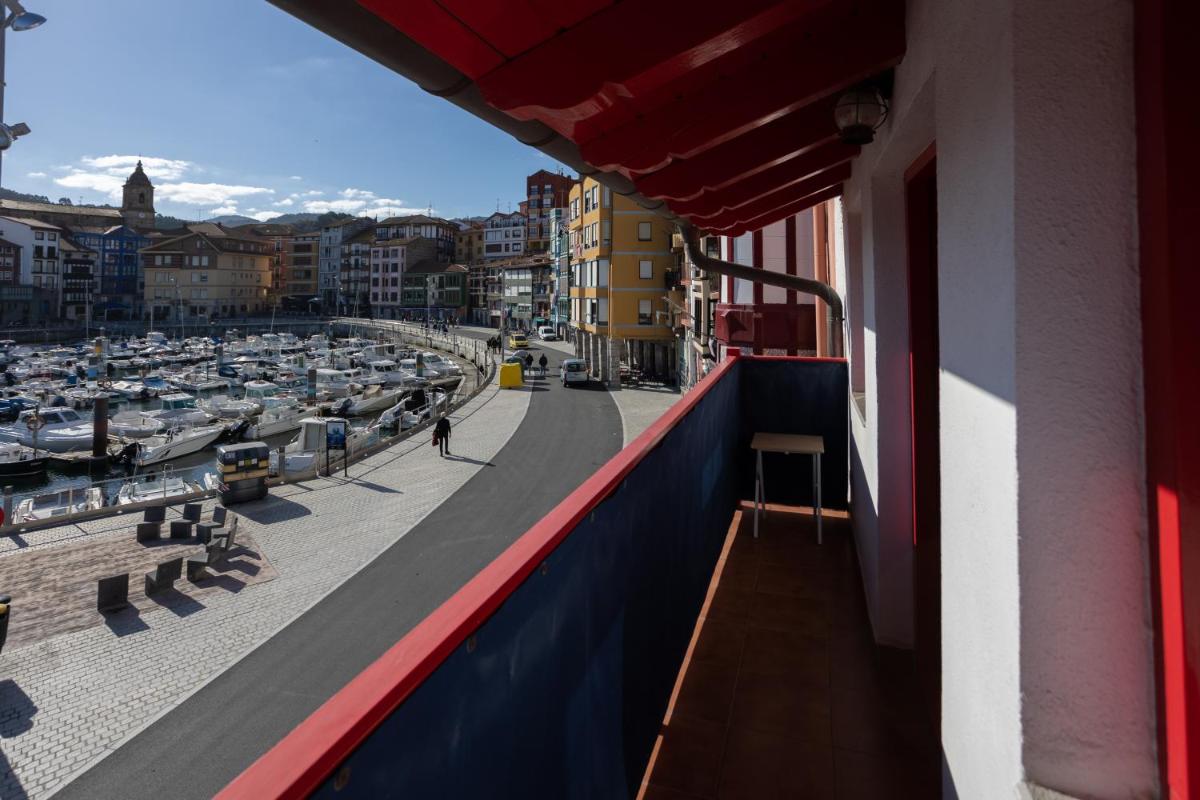 PORTU ZARRA Bermeo - Housity