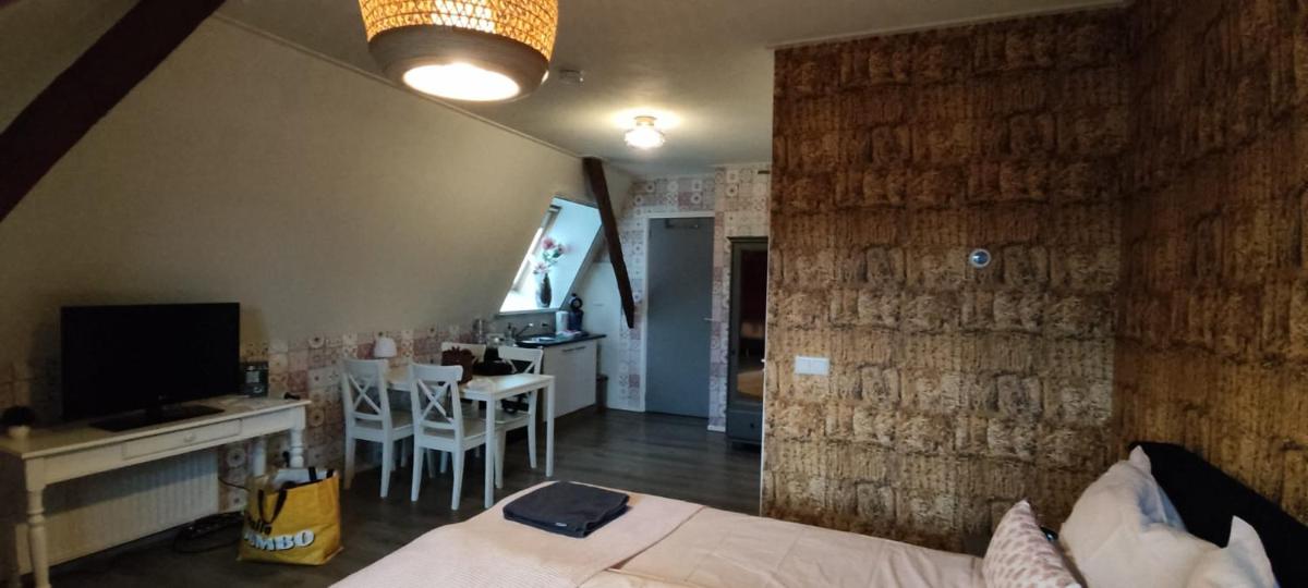 B&B Herberg Foestrum - Housity