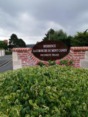 Joli studio neuf vue mer proche Deauville - Housity