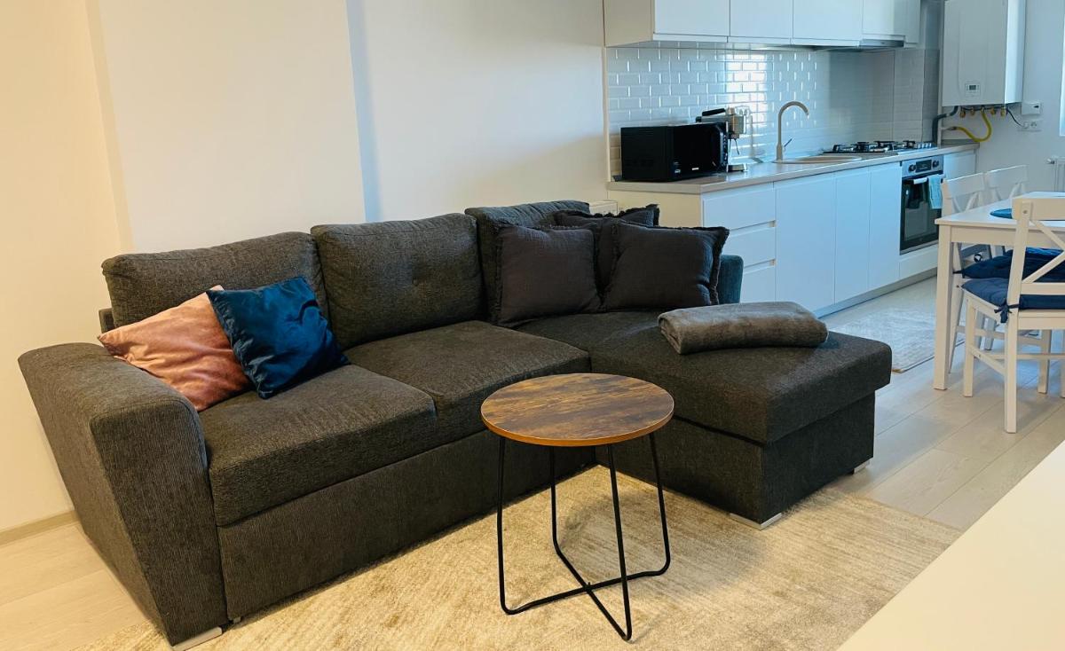 Q Home Apartment - Palas Center - Housity