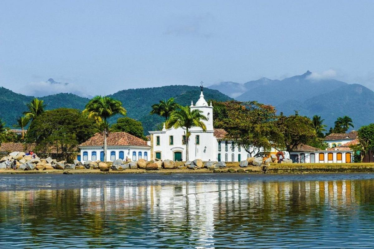 Pousada Aconchego dos Gerânios - Housity