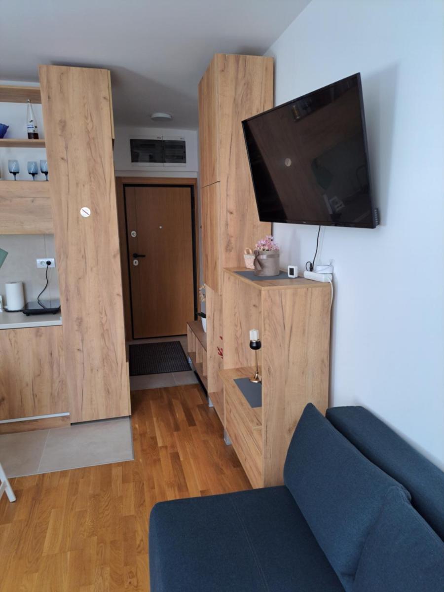Vila Irina - Studio 11 lux - Housity