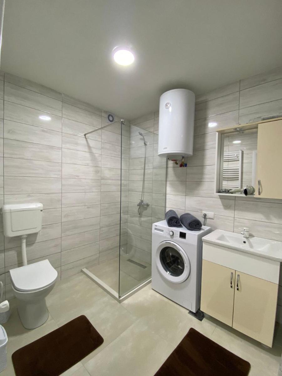 Suitetrails - White Apartments 1