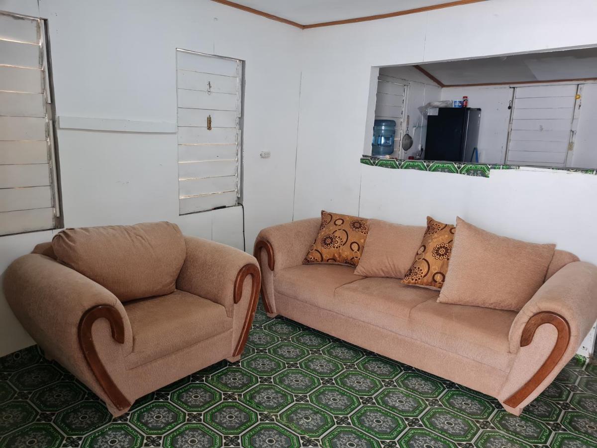 Lupit's Guest House - Housity