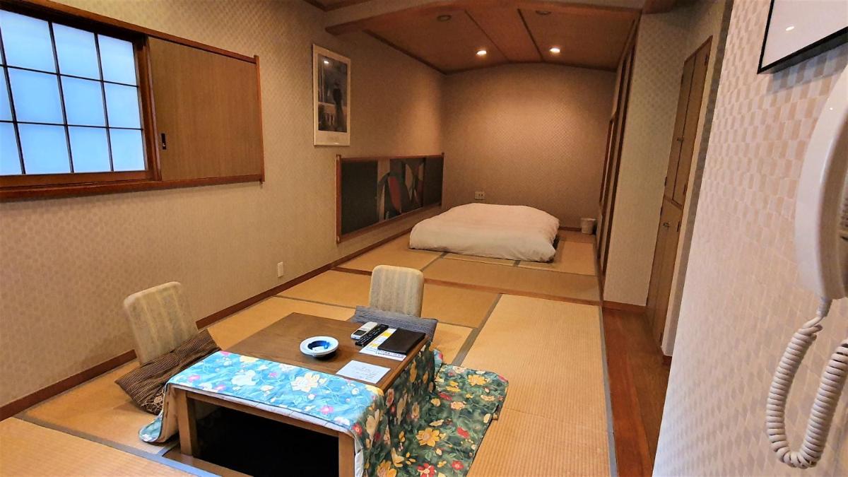 SAYAMA BASE - Housity
