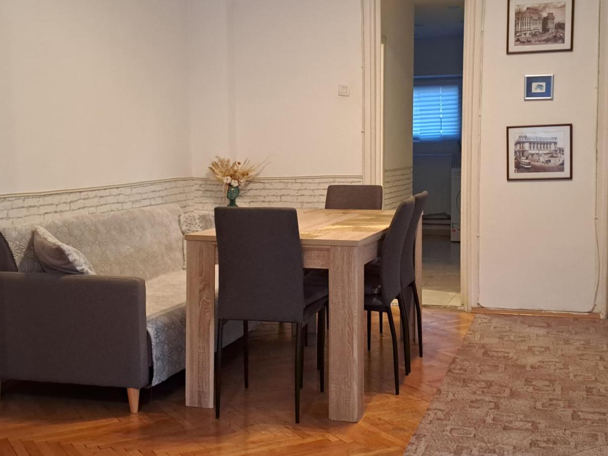 Downtown Apartment Piața Romana - Housity