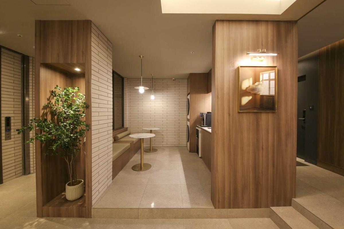 Brown Dot Hotel Cheonan Buldang - Housity