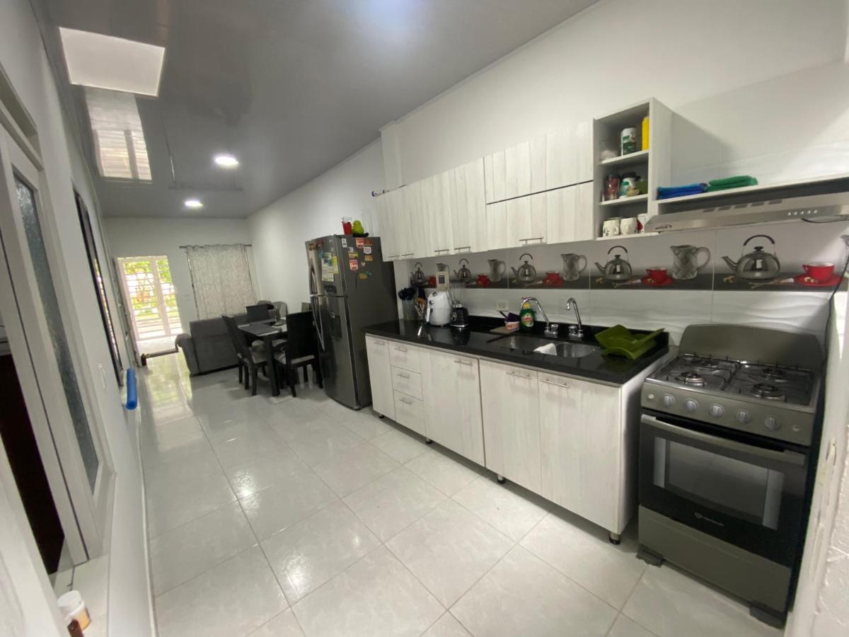 White House Villavicencio - Housity