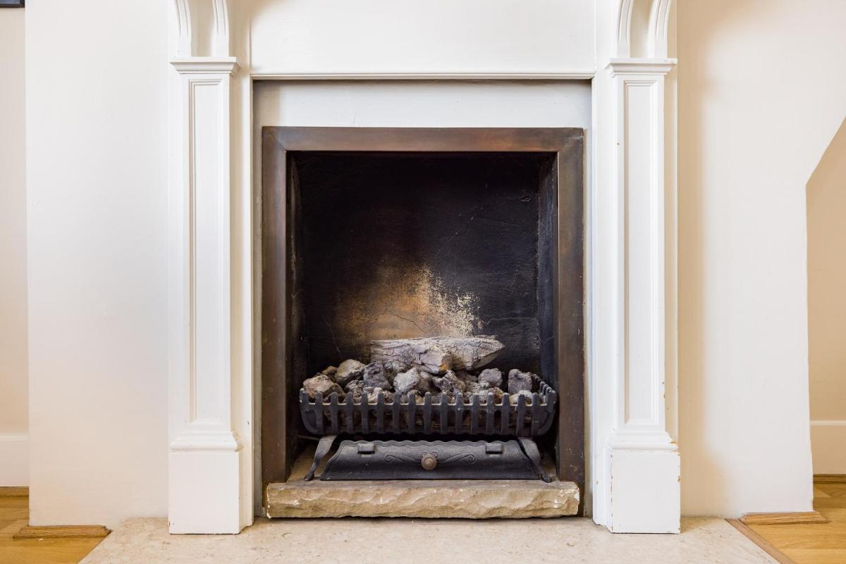 The London Crib - Relaxing 1BDR Flat with Terrace - Housity