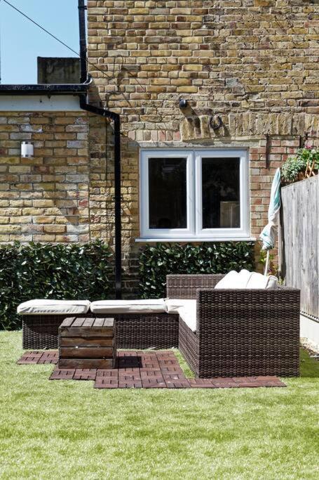 Garden Oasis - Housity